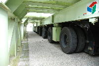 �u���ɑϐk�H�w�����Z���^�[�v