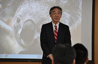 ���엝�����̈��A