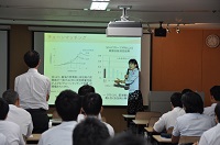 ���R���q���̍u��